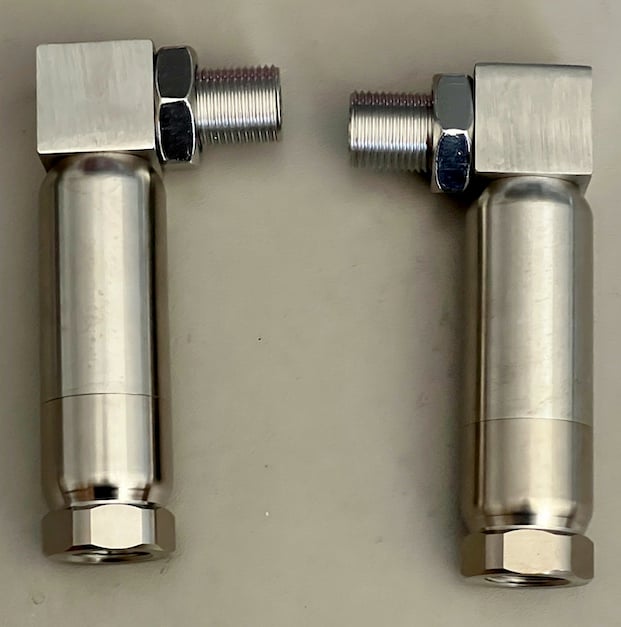 Universal O2 Spacer with Catalytic Converter - Pair